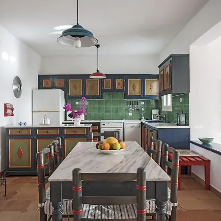 Sea Front * Νάουσα