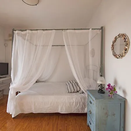 Villa Sea Front Naousa (Paros)
