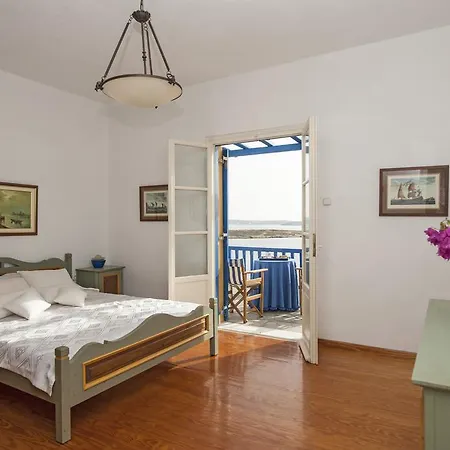 Sea Front Νάουσα